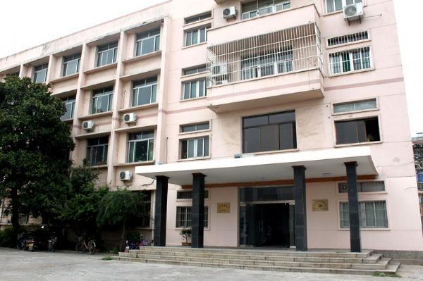 山东泰安丝绸集团